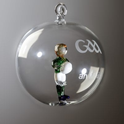 Table & Benches 8 Kr 6